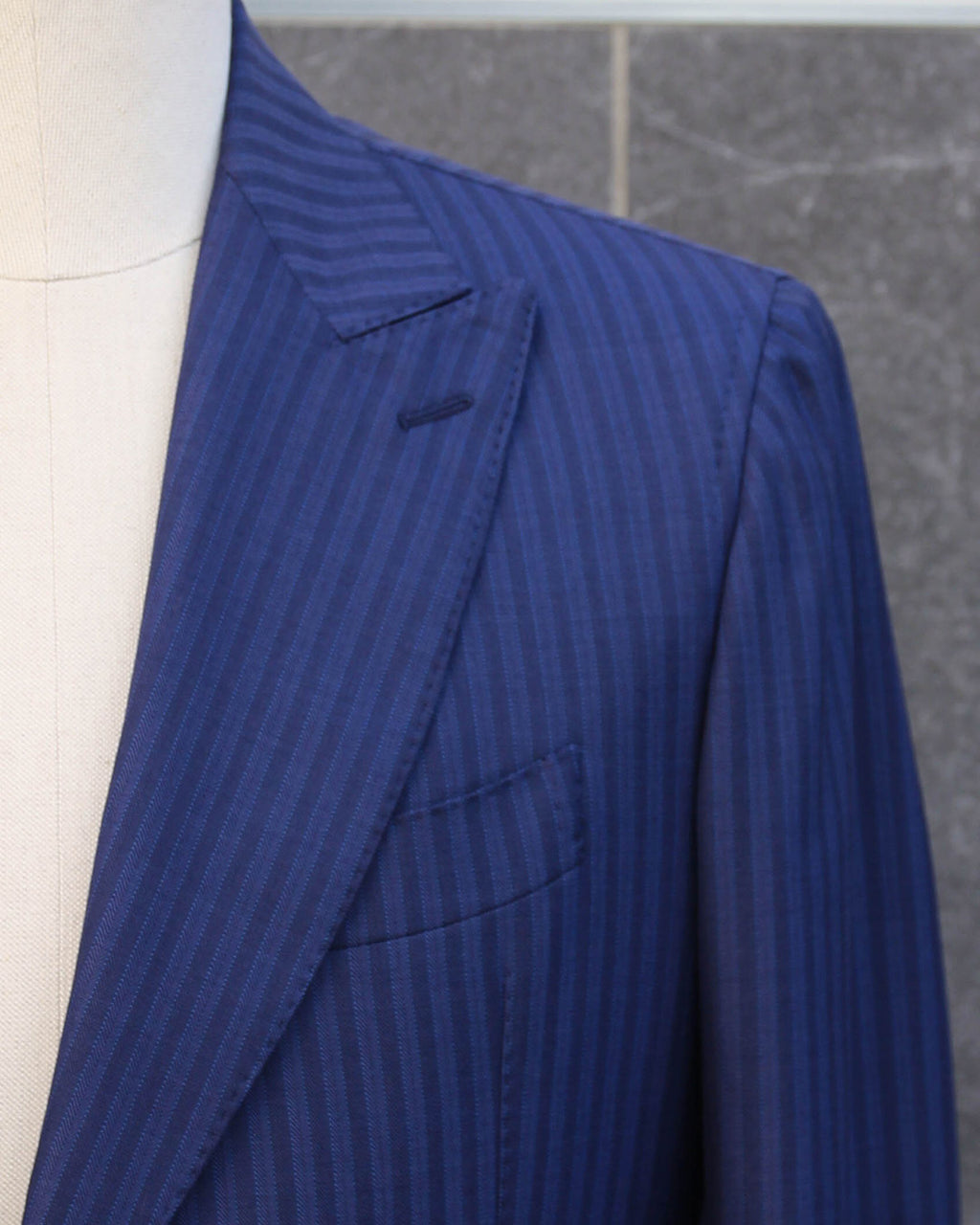 ABITO LONDON BLU CHIARO RIGATO 21